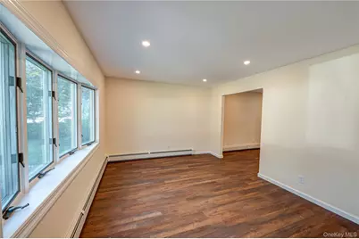 40 Center Street, Ronkonkoma, NY 11779 - Photo 6