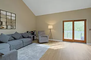 108 Sunfish Landing, Mohegan Lake, NY 10547 - Photo 8