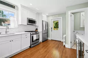 57 Hollywood Ct, Rockville Centre, NY 11570 - Photo 8