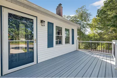34 Mountain View Road, Poughkeepsie, NY 12603 - Photo 6