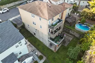 130 Staunton St, Yonkers, NY 10704 - Photo 4