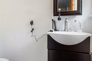 130 Staunton St, Yonkers, NY 10704 - Photo 24