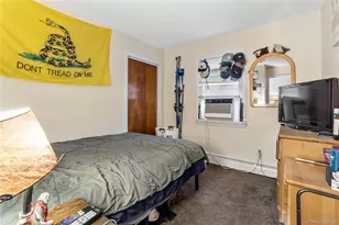 130 Staunton St, Yonkers, NY 10704 - Photo 14