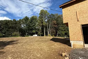 546 Louella Rd, Yorktown Heights, NY 10598 - Photo 4