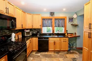 610 Emerson Ave, Baldwin, NY 11510 - Photo 6