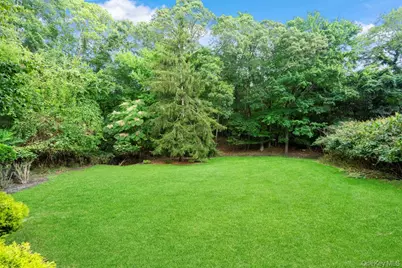 83 Shore Road, Mount Sinai, NY 11766 - Photo 28