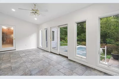 83 Shore Road, Mount Sinai, NY 11766 - Photo 18