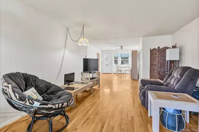 4712 Wilshire Lane #4712, Oakdale, NY 11769 - Photo 6