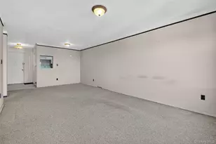 1874 Pelham Pkwy S, Bronx, NY 10461 - Photo 18