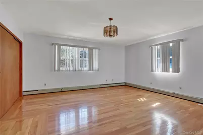 514 Sweet Hollow Road, Melville, NY 11747 - Photo 22