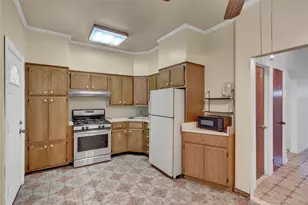 514 Sweet Hollow Rd, Melville, NY 11747 - Photo 14