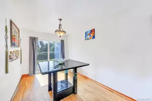 529 Clinton Ave, Rockville Centre, NY 11570 - Photo 10