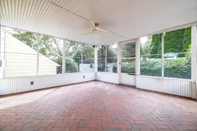 10 Cornell Place, East Rockaway, NY 11518 - Photo 30