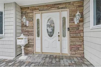 3 Feather Lane, Commack, NY 11725 - Photo 4