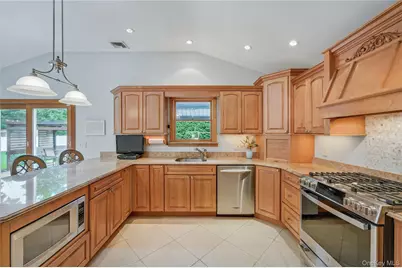 3 Feather Lane, Commack, NY 11725 - Photo 14