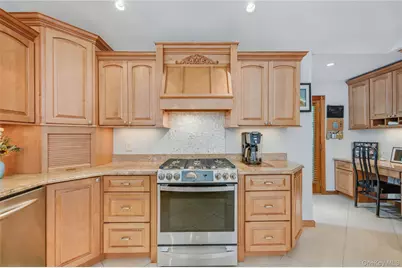 3 Feather Lane, Commack, NY 11725 - Photo 18
