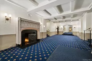 300 Main St, White Plains, NY 10601 - Photo 4