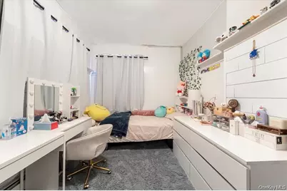 22 Jones Place #1st Flr, Yonkers, NY 10703 - Photo 6