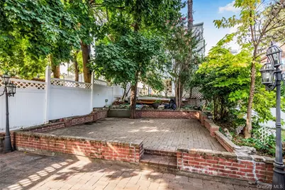 115 East 235th Street, Bronx, NY 10470 - Photo 20