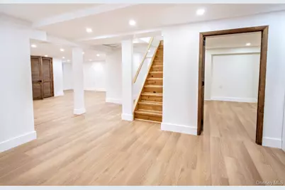 18 Durham Drive, Dix Hills, NY 11746 - Photo 24