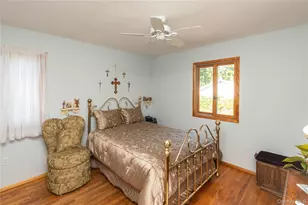 267 Smith Rd, Pleasant Valley, NY 12569 - Photo 14