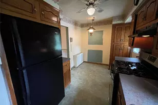 712 De Mott Ave Ave, Baldwin, NY 11510 - Photo 10