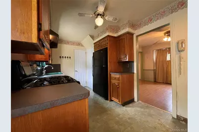 712 De Mott Ave Avenue, Baldwin, NY 11510 - Photo 8