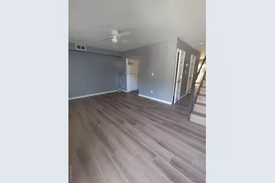 197 Hill Circle #197, Calverton, NY 11933 - Photo 2