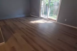 197 Hill Cir, Calverton, NY 11933 - Photo 6