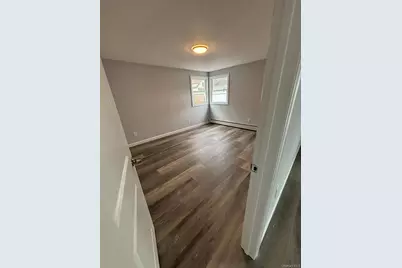 399 Hawthorne Avenue, Uniondale, NY 11553 - Photo 16