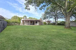 8 Gary Pl, Selden, NY 11784 - Photo 20