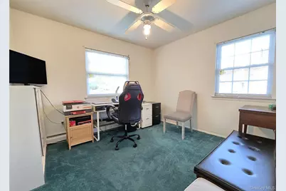 8 Gary Place, Selden, NY 11784 - Photo 16