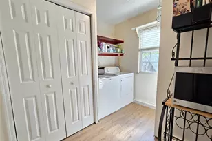 8 Gary Pl, Selden, NY 11784 - Photo 12