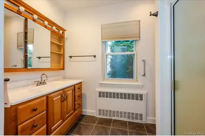 10 Linden Street, Malverne, NY 11565 - Photo 14