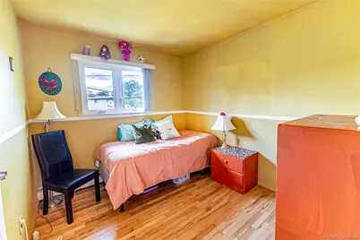 6 William Street, Bay Shore, NY 11706 - Photo 10