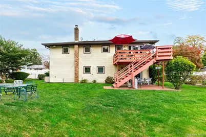 6 William Street, Bay Shore, NY 11706 - Photo 16