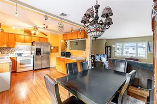 6 William St, Bay Shore, NY 11706 - Photo 6