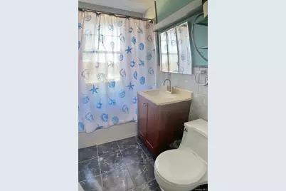 61-20 Grand Central Parkway #C705, Forest Hills, NY 11375 - Photo 20