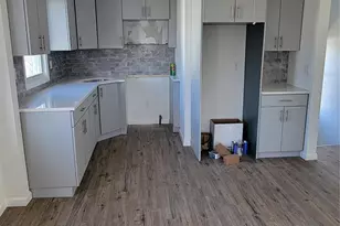 83 Kraemer St, Hicksville, NY 11801 - Photo 10