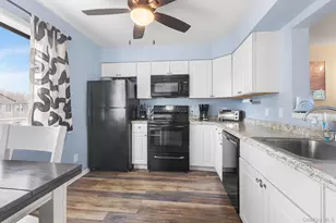 6807 Chelsea Cove N, Hopewell Junction, NY 12533 - Photo 4