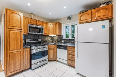 27-22 Bayside Lane, Flushing, NY 11358 - Photo 6