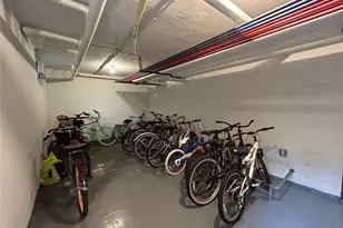 400 Merrick Rd, Rockville Centre, NY 11570 - Photo 14