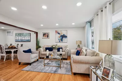 374 Miller Avenue, Freeport, NY 11520 - Photo 6