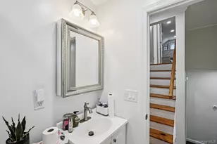 374 Miller Ave, Freeport, NY 11520 - Photo 34