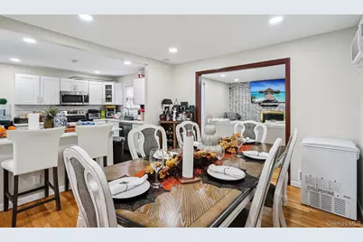 374 Miller Avenue, Freeport, NY 11520 - Photo 14