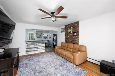 1 Essex Road, Poughkeepsie, NY 12601 - Photo 4