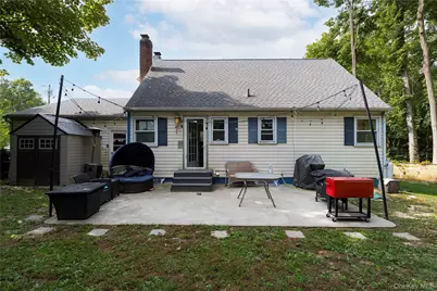 1 Essex Road, Poughkeepsie, NY 12601 - Photo 18