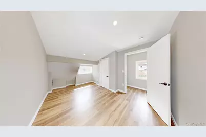 99-48 1st Street, Howard Beach, NY 11414 - Photo 8
