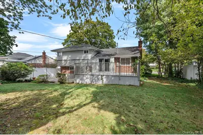 15 Alma Lane, Plainview, NY 11803 - Photo 28