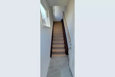 83 Kraemer Street, Hicksville, NY 11801 - Photo 22